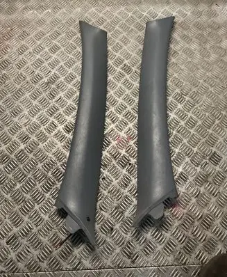 Toyota RAV 4 (XA20) (A) pillar trim