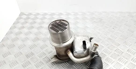 Skoda Superb B8 (3V) EGR valve cooler 04L131512BH 04L131501M