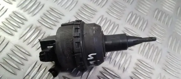 Opel Vectra B Valve vacuum 90586302 gm90586302