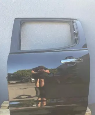 Ford Ranger IV Rear door