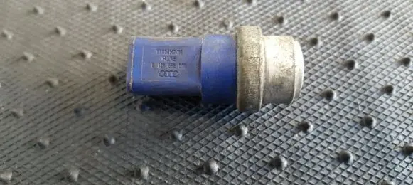 Coolant temperature sensor