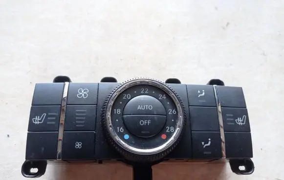 Mercedes-Benz GL X164 Climate control unit a1648700289