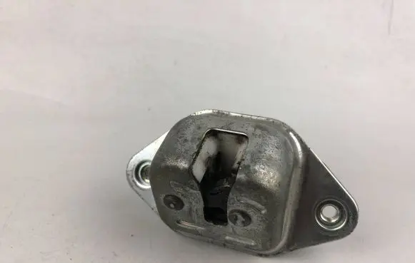 Subaru Outback Tailgate/trunk/boot lock/catch/latch