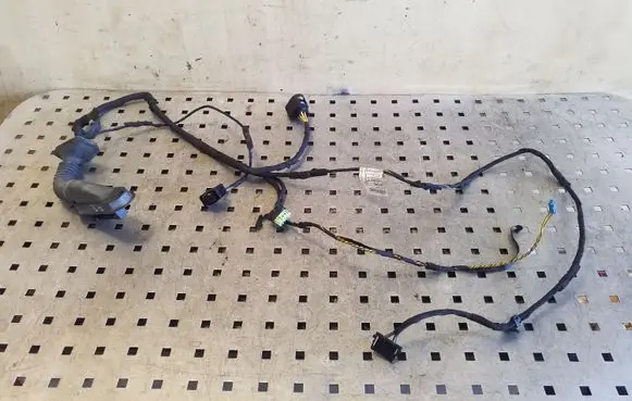 Mini Cooper Countryman R60 Front door wiring loom 9805462