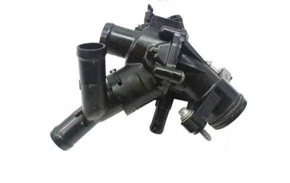 Mercedes-Benz CLA C117 X117 W117 Thermostat housing A2702000615