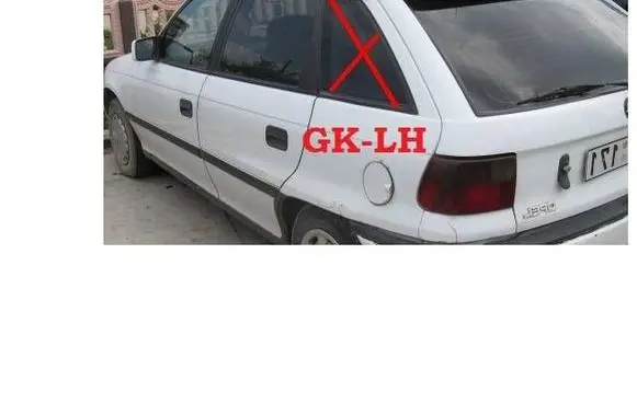 Opel Astra F Rear side window 90360573 161603