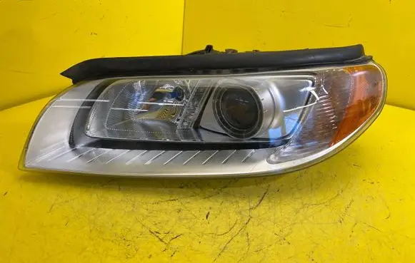 Volvo S80 Headlight/headlamp
