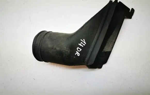 BMW 5 E39 Brake cooling air channel/duct 8160855 51118160855
