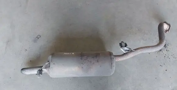 Toyota Prius+ (ZVW40) Rear muffler/silencer tail pipe 