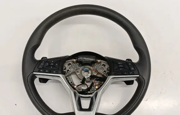 Nissan Juke II F16 Steering wheel 34352919A 34317579A
