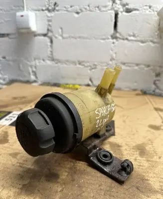 KIA Sportage Power steering fluid tank/reservoir
