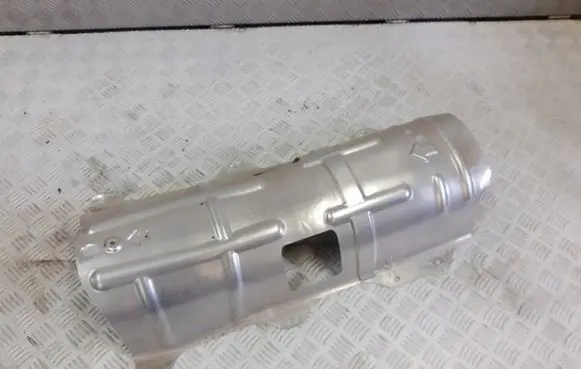 Suzuki Swift III Exhaust heat shield