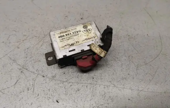 Audi A8 S8 D2 4D Other control units/modules 4D0951173A 4D0951173