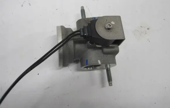 Opel Mokka Air conditioning (A/C) expansion valve T588458A1