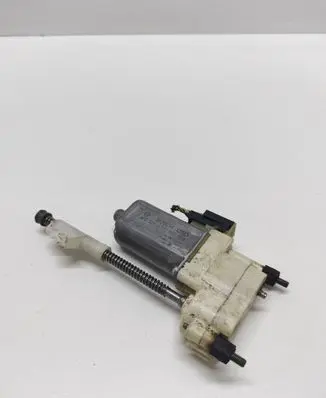 Volkswagen Phaeton Seat adjustment motor 0130002909