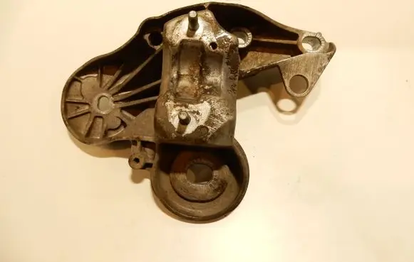 Audi A6 S6 C6 4F Engine mounting bracket 4F0199351H 4F0199351 49343