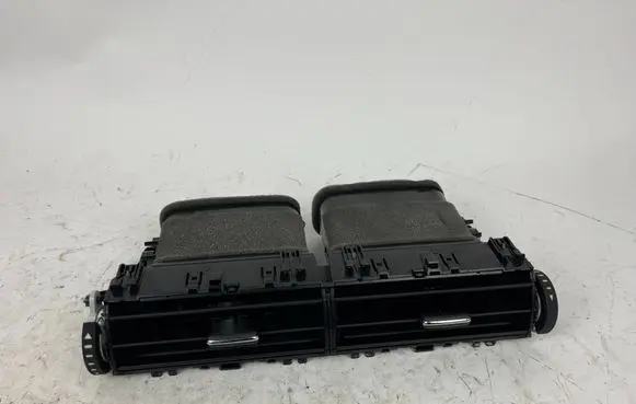 Toyota Mirai Dash center air vent grill 5567062010
