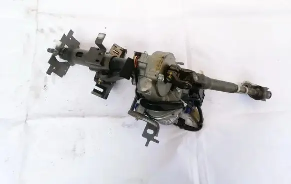 Nissan Juke I F15 Power steering pump b6h3505 71623231