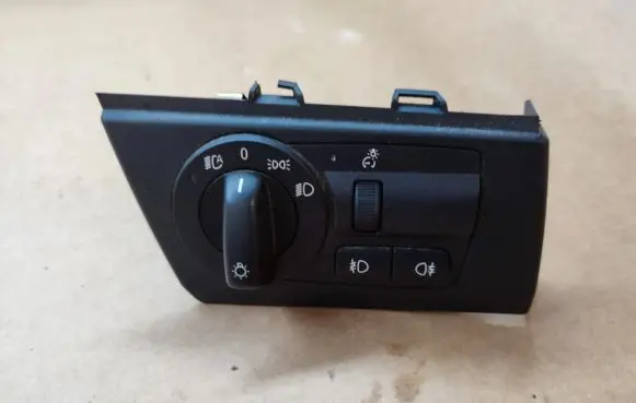 BMW X3 E83 Light switch 3420285