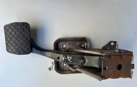 Volkswagen Golf VI Brake pedal 1K1723057AM 60CTZ010 1316
