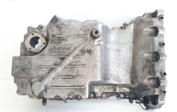 Volkswagen Touareg I Oil sump 070103603H