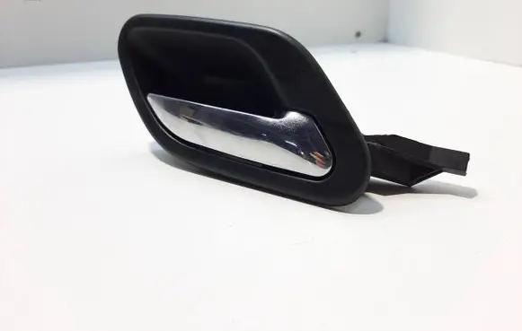 BMW 5 E39 Front door interior handle 8226050
