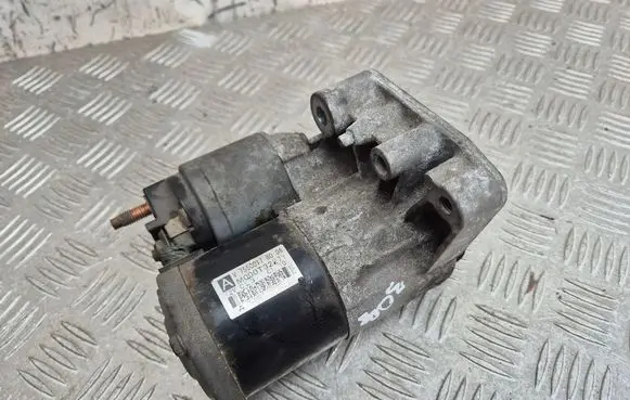 Peugeot 3008 I Starter motor V755001780 7550017 M000T32271