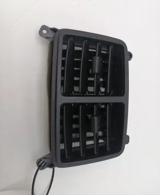 Ford Edge I Rear air vent grill 