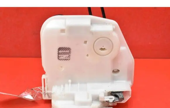 Mitsubishi ASX Front door lock 