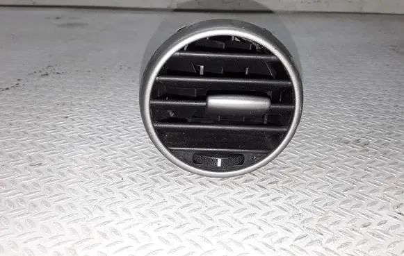Seat Altea Dashboard side air vent grill/cover trim 5P0819203