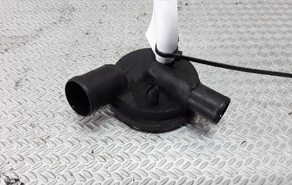 Breather/breather pipe/hose