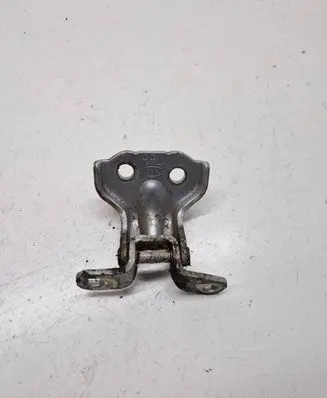 Toyota Prius (XW30) Rear door upper hinge
