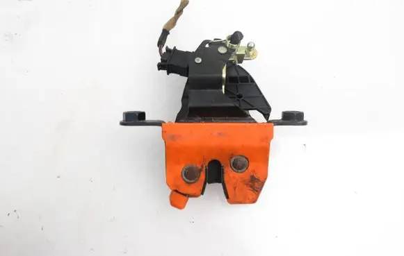 Skoda Octavia Mk1 (1U) Tailgate/trunk/boot lock/catch/latch 1U6827501G