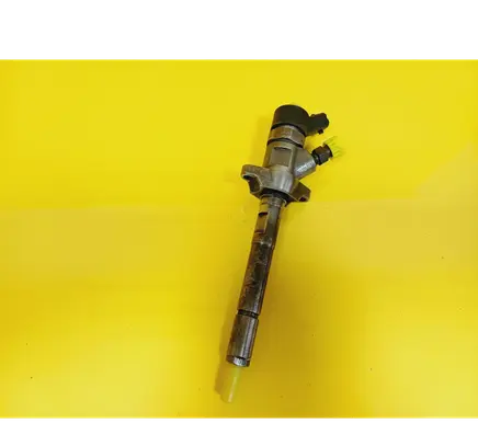 Fuel injector