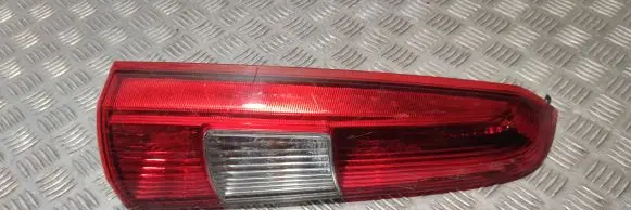 Volvo V70 Rear/tail lights 9154493