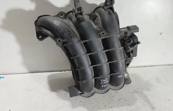 Mitsubishi Colt Intake manifold MN143824