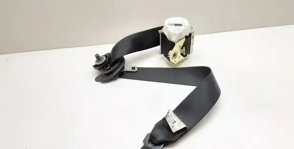 BMW X3 E83 Front seatbelt 34003070B