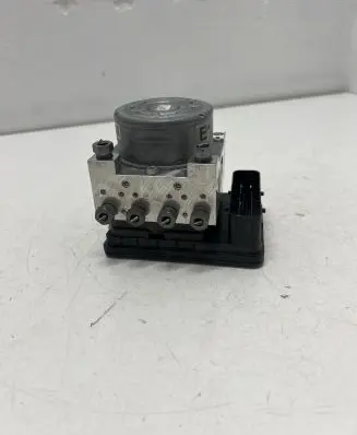 Ford Fiesta ABS Pump J1BC2B373GB J1BC2C219GB