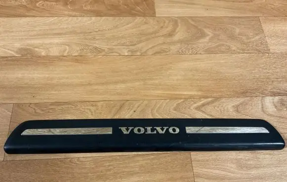 Volvo V50 Front sill trim cover 08622671