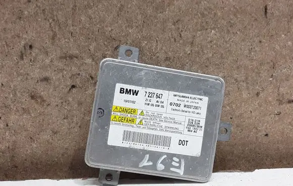 BMW 3 E90 E91 Headlight ballast module Xenon 7237647