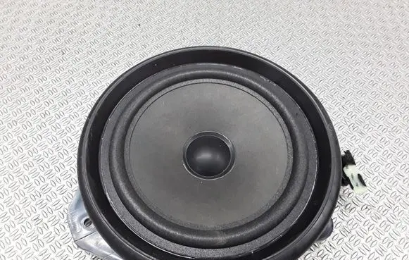 Audi A4 S4 B6 8E 8H Front door speaker 8E0035411
