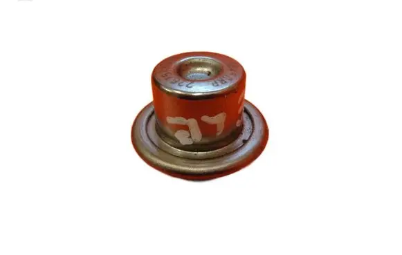 Nissan Pathfinder R51 Fuel pressure regulator 