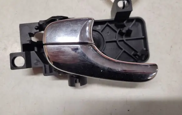 Jaguar S-Type Front door interior handle 2R8322601