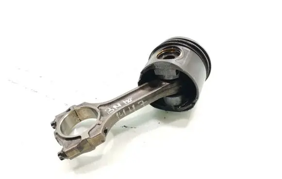 Piston with connecting rod