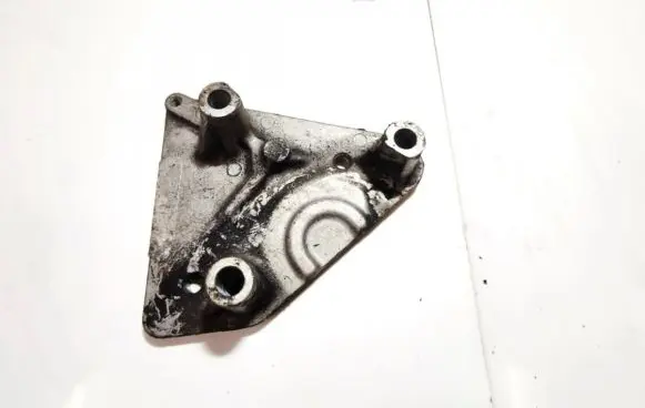 Opel Astra G Engine mounting bracket