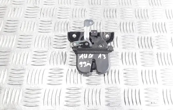 Audi A3 S3 8L Tailgate/trunk/boot lock/catch/latch