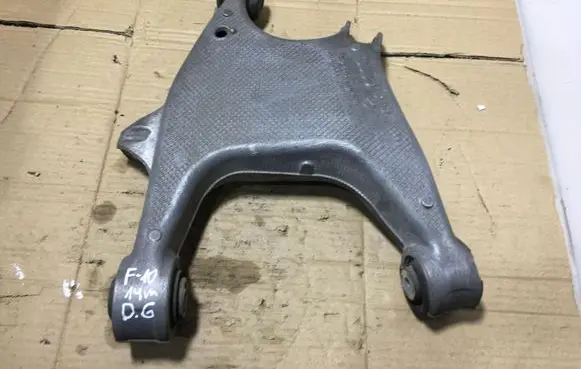 BMW 5 F10 F11 Rear upper control arm/wishbone 6865900