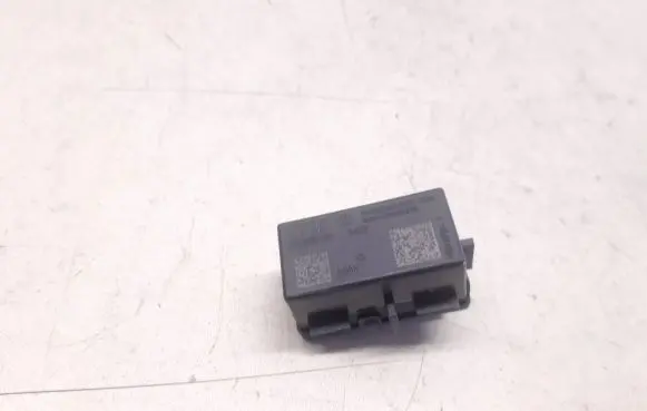 Audi A8 S8 D4 4H Keyless (KESSY) go control unit/module 4H0909131