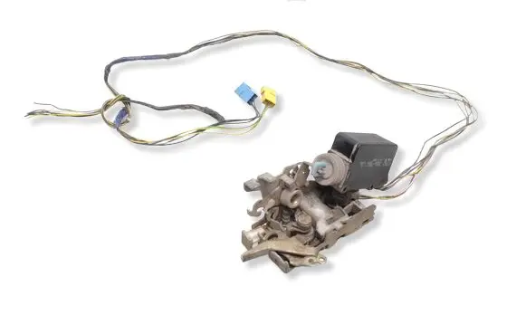Volkswagen II LT Front door lock 901720 F00P2E0199