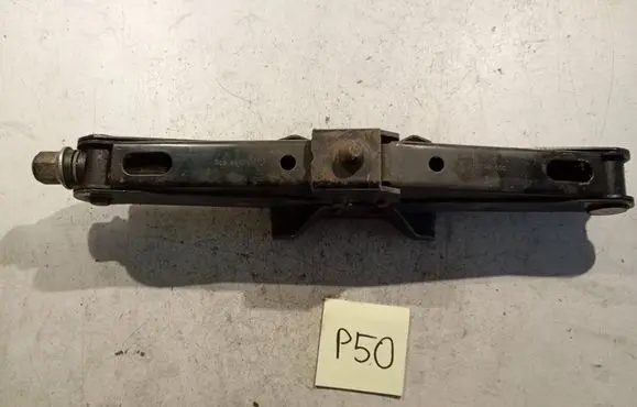 Volkswagen PASSAT B5 Lift Jack 3B0011031
